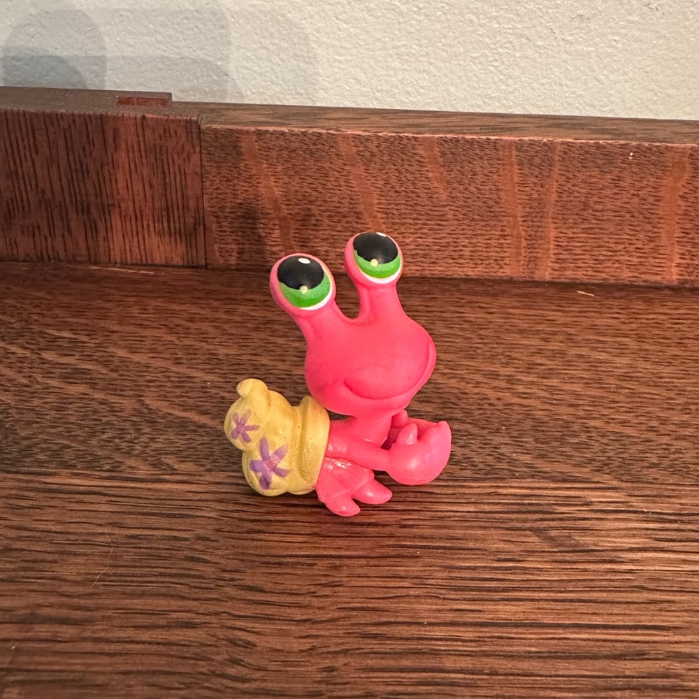 LPS #62 Hermit Crab 2007 Authentic Toy Collector Figure Hasbro Littlest Pet Shop
